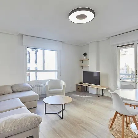 Victorina By Basque Homes شقة سان سيباستيان